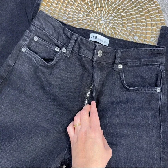 Zara Split Hem Slim Jeans Black High-Rise Full Length Straight Leg Size 6 - Picture 10 of 16